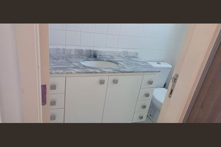 Casa à venda com 80m², 3 quartos e 2 vagasBanheiro