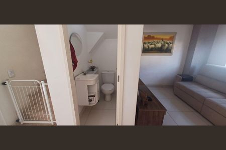 Casa à venda com 80m², 3 quartos e 2 vagasBanheiro