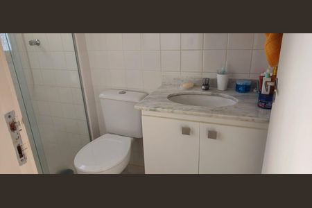 Casa à venda com 80m², 3 quartos e 2 vagasBanheiro