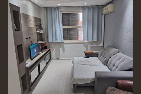Sala de apartamento à venda com 3 quartos, 90m² em São Geraldo, Porto Alegre