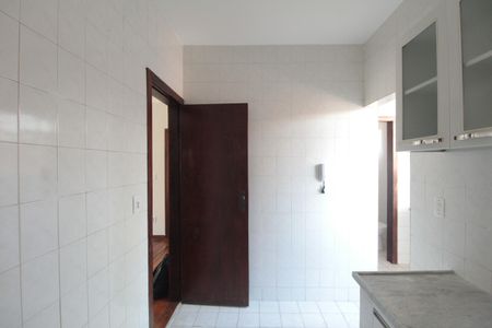 Apartamento à venda com 184m², 4 quartos e 2 vagasCozinha