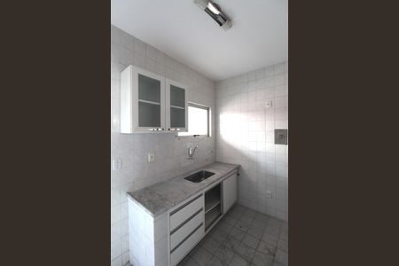 Apartamento à venda com 184m², 4 quartos e 2 vagasCozinha