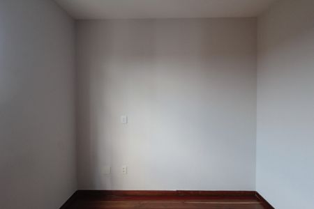 Apartamento à venda com 184m², 4 quartos e 2 vagasQuarto 1