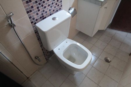 Apartamento à venda com 184m², 4 quartos e 2 vagasBanheiro da Suite