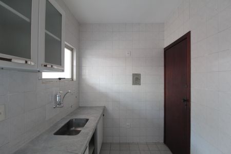 Apartamento à venda com 184m², 4 quartos e 2 vagasCozinha