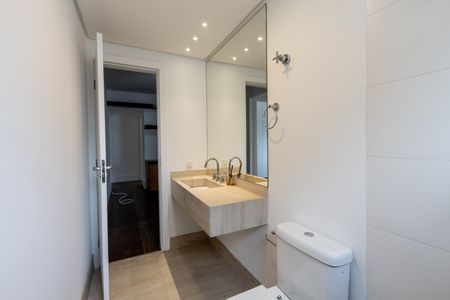 Apartamento para alugar com 128m², 3 quartos e 3 vagas Apartamento para alugar com 128m², 3 quartos e 3 vagasBanheiro Social