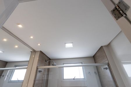 Apartamento para alugar com 128m², 3 quartos e 3 vagas Apartamento para alugar com 128m², 3 quartos e 3 vagasQuarto 1 - Banheiro