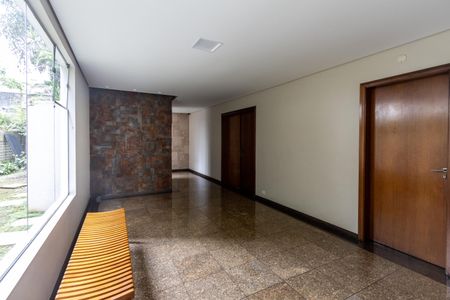 Apartamento para alugar com 128m², 3 quartos e 3 vagas Apartamento para alugar com 128m², 3 quartos e 3 vagasHall Térreo