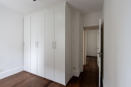 Apartamento para alugar com 128m², 3 quartos e 3 vagas Apartamento para alugar com 128m², 3 quartos e 3 vagasQuarto 3