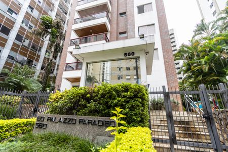 Apartamento para alugar com 128m², 3 quartos e 3 vagas Apartamento para alugar com 128m², 3 quartos e 3 vagasFachada do Condomínio