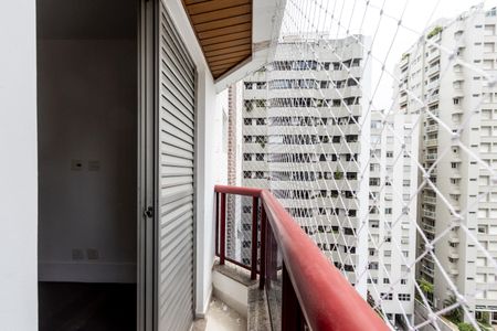 Apartamento para alugar com 128m², 3 quartos e 3 vagas Apartamento para alugar com 128m², 3 quartos e 3 vagasQuarto 1 - Varanda