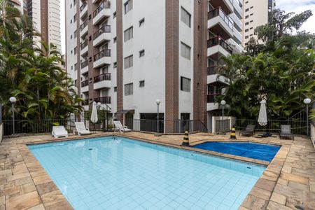 Apartamento para alugar com 128m², 3 quartos e 3 vagas Apartamento para alugar com 128m², 3 quartos e 3 vagasPiscina