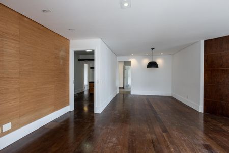Sala de apartamento para alugar com 3 quartos, 128m² em Perdizes, São Paulo