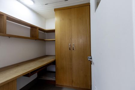 Apartamento para alugar com 128m², 3 quartos e 3 vagas Apartamento para alugar com 128m², 3 quartos e 3 vagasQuarto de Serviço