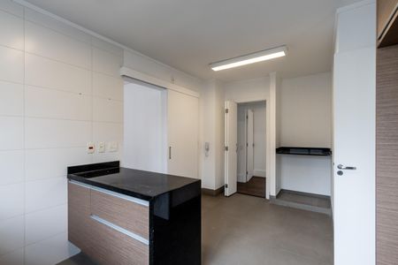 Apartamento para alugar com 128m², 3 quartos e 3 vagas Apartamento para alugar com 128m², 3 quartos e 3 vagasCozinha