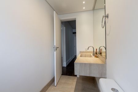 Apartamento para alugar com 128m², 3 quartos e 3 vagas Apartamento para alugar com 128m², 3 quartos e 3 vagasBanheiro Social