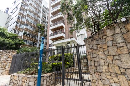 Apartamento para alugar com 128m², 3 quartos e 3 vagas Apartamento para alugar com 128m², 3 quartos e 3 vagasFachada do Condomínio