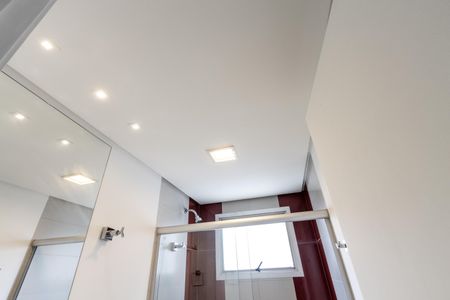 Apartamento para alugar com 128m², 3 quartos e 3 vagas Apartamento para alugar com 128m², 3 quartos e 3 vagasBanheiro do Corredor