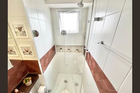 Apartamento para alugar com 66m², 2 quartos e 2 vagas Apartamento para alugar com 66m², 2 quartos e 2 vagasBanheiro