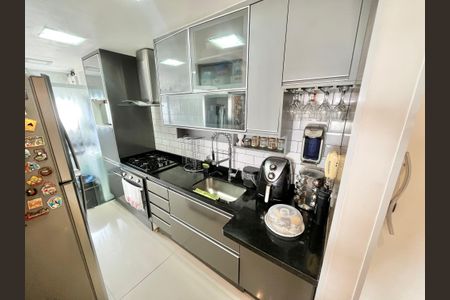 Apartamento para alugar com 66m², 2 quartos e 2 vagas Apartamento para alugar com 66m², 2 quartos e 2 vagasCozinha