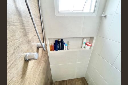 Apartamento para alugar com 66m², 2 quartos e 2 vagas Apartamento para alugar com 66m², 2 quartos e 2 vagasBanheiro da Suíte 2