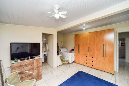 Suíte de casa à venda com 1 quarto, 190m² em Vila Ipiranga, Porto Alegre