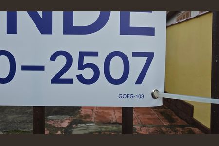 Plaquinha de casa à venda com 1 quarto, 190m² em Vila Ipiranga, Porto Alegre