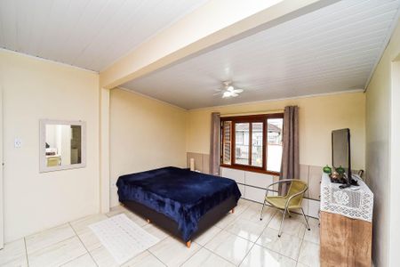 Suíte de casa à venda com 1 quarto, 190m² em Vila Ipiranga, Porto Alegre
