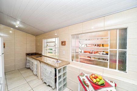 Cozinha de casa à venda com 1 quarto, 190m² em Vila Ipiranga, Porto Alegre