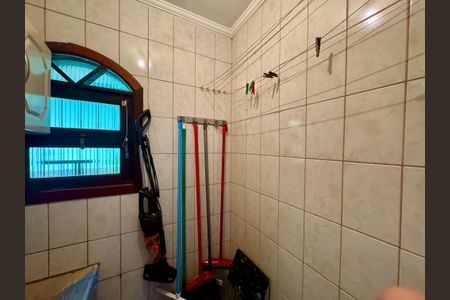 Casa à venda com 120m², 3 quartos e 3 vagasÁrea de Serviço