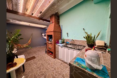 Casa à venda com 120m², 3 quartos e 3 vagasChurrasqueira