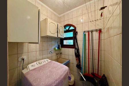 Casa à venda com 120m², 3 quartos e 3 vagasÁrea de Serviço