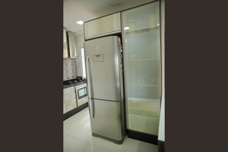 Apartamento à venda com 63m², 2 quartos e 2 vagasCozinha 