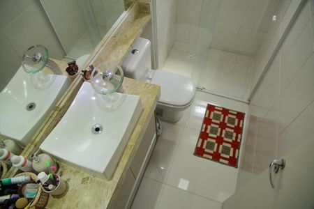 Apartamento à venda com 63m², 2 quartos e 2 vagasBanheiro da Suíte 