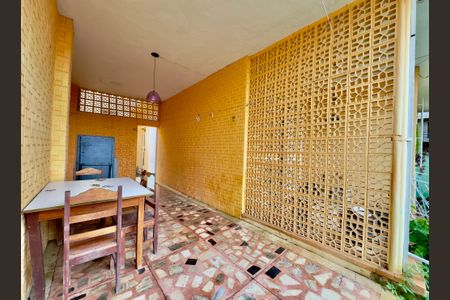 Casa à venda com 150m², 3 quartos e 6 vagas