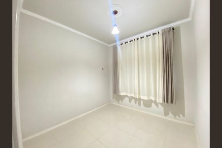 Apartamento para alugar com 103m², 3 quartos e sem vaga