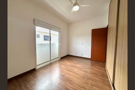 Casa de condomínio para alugar com 210m², 3 quartos e 2 vagasQuarto 2