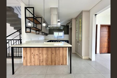 Casa de condomínio para alugar com 210m², 3 quartos e 2 vagasCozinha 