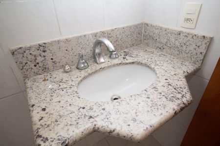 Apartamento para alugar com 130m², 4 quartos e 4 vagasBanheiro da Suíte 1