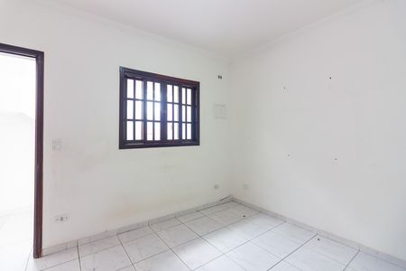 Sala  de casa para alugar com 2 quartos, 65m² em Km 18, Osasco