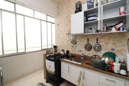 Apartamento à venda com 67m², 2 quartos e sem vagaCozinha