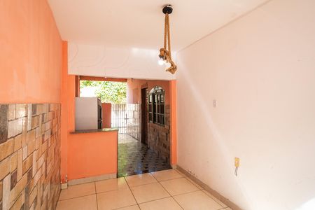 Casa para alugar com 40m², 2 quartos e sem vaga
