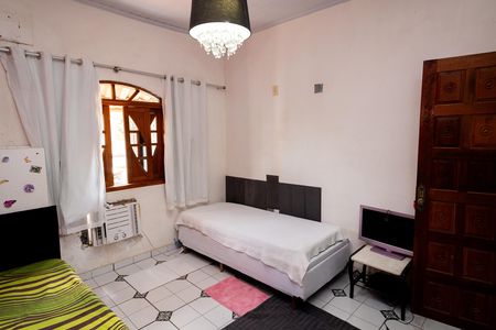 Casa para alugar com 40m², 2 quartos e sem vaga