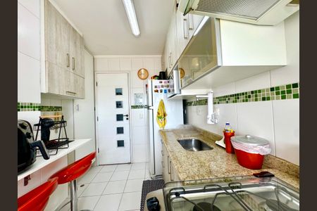 Apartamento à venda com 50m², 2 quartos e 1 vaga Apartamento à venda com 50m², 2 quartos e 1 vagaCozinha