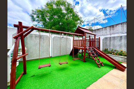 Apartamento à venda com 50m², 2 quartos e 1 vaga Apartamento à venda com 50m², 2 quartos e 1 vagaÁrea comum - Playground