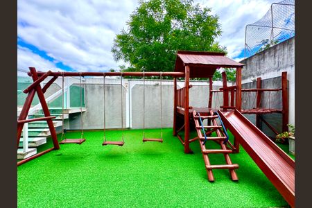 Apartamento à venda com 50m², 2 quartos e 1 vaga Apartamento à venda com 50m², 2 quartos e 1 vagaÁrea comum - Playground