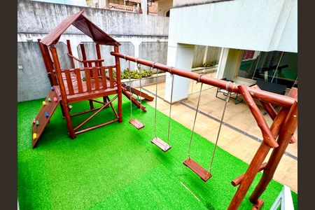Apartamento à venda com 50m², 2 quartos e 1 vaga Apartamento à venda com 50m², 2 quartos e 1 vagaÁrea comum - Playground