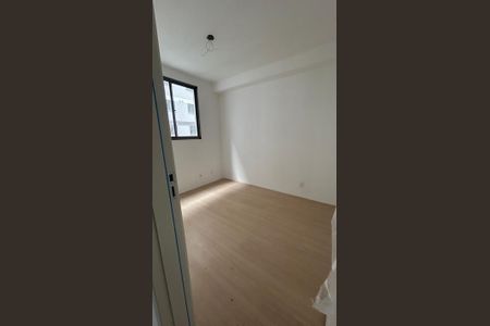 Quarto de apartamento para alugar com 2 quartos, 35m² em Vila Andrade, São Paulo