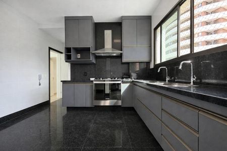 Apartamento para alugar com 4 quartos, 188m² em Vale do Sereno, Nova Lima