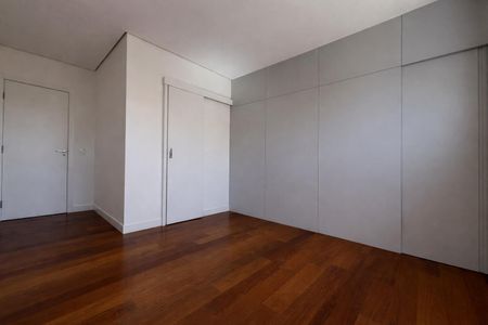 Apartamento para alugar com 188m², 4 quartos e 4 vagasSuíte 2